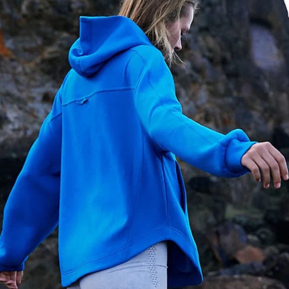 NWOT FP MOVEMENT pick up the pace pullover hoodie in lilac purple size XS-M - Picture 4 of 12